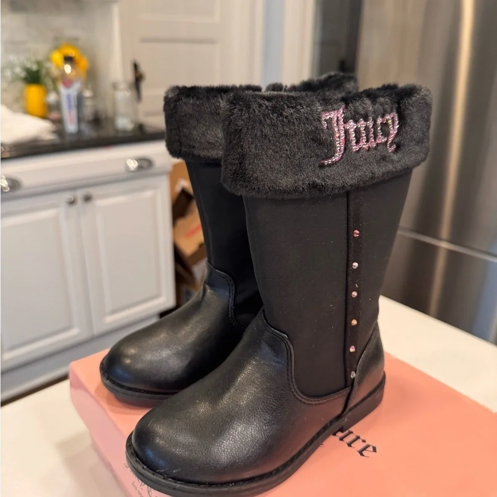 NEW Juicy Couture Girls Winter Boots Toddler Size 10 Black Faux Fur & Rhinestone